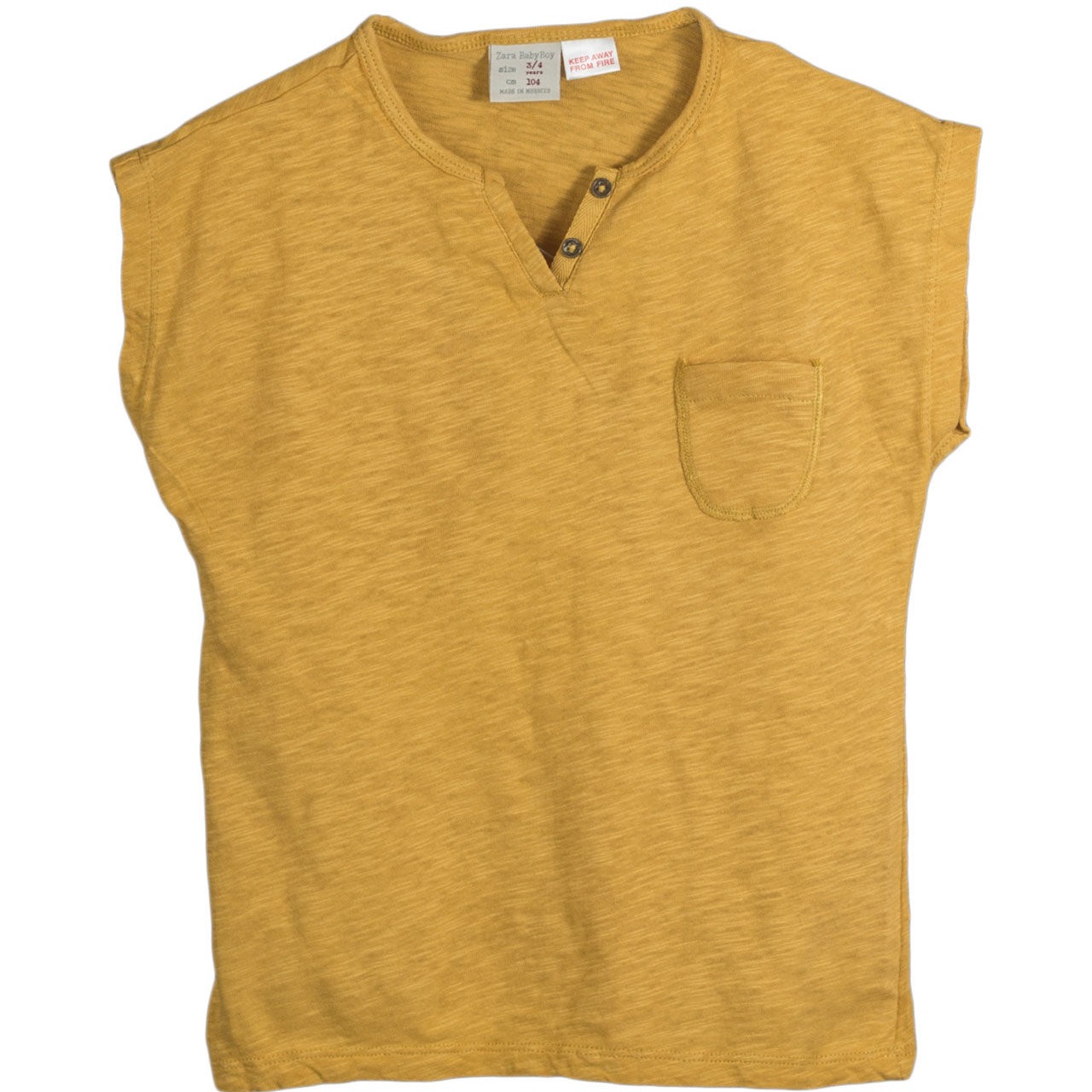 T shirt jaune moutarde face devant fond blanc